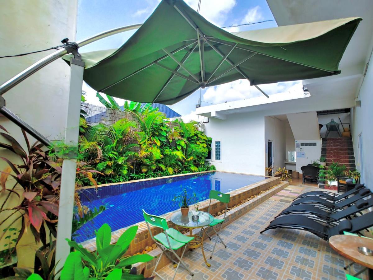 Bed & Bedzzz Hostel Siem Reap Exterior photo